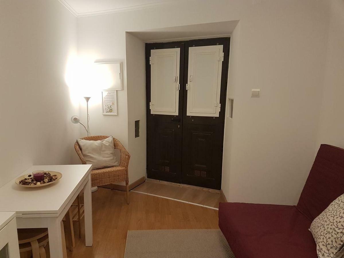 Stay In The Heart Of Alfama! Lisbona Esterno foto
